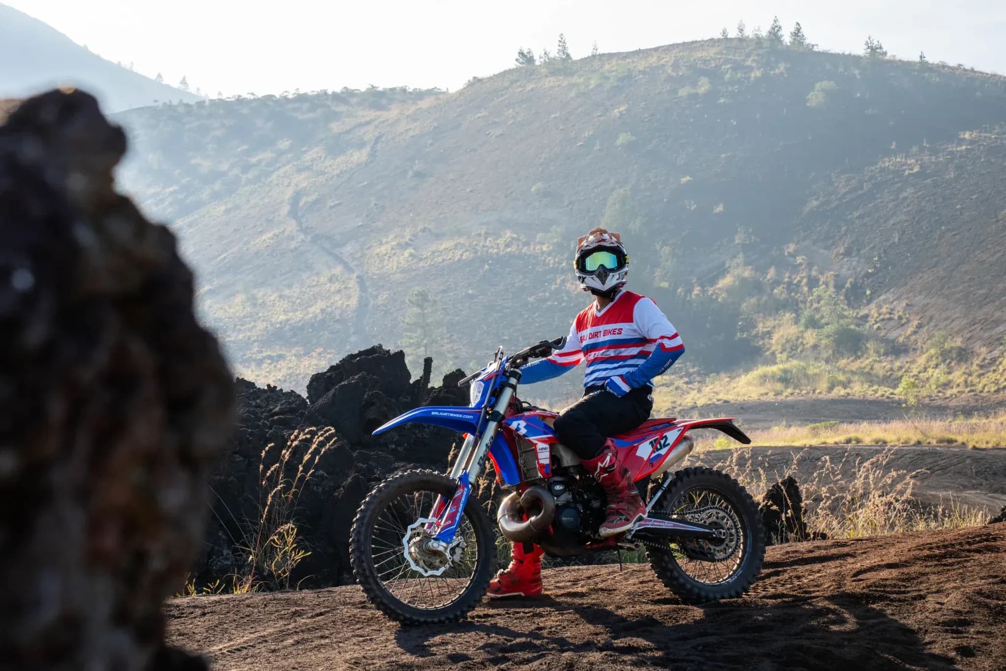 Bali Dirt Bike Kintamani is an exciting off-road adventure through volcanic landscapes, black lava fields, forest trails, and scenic countryside around Mount Batur