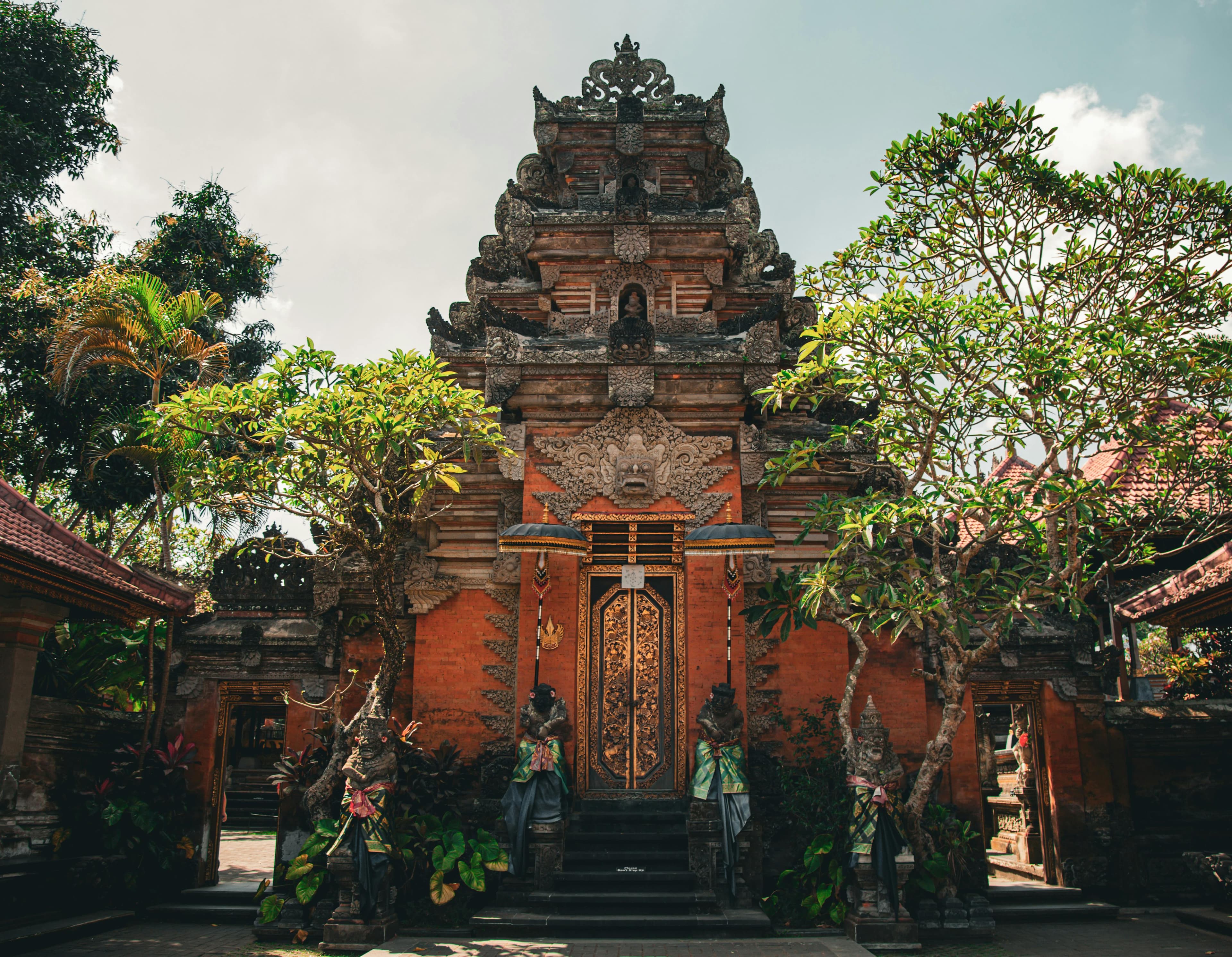 the historic Ubud Royal Palace